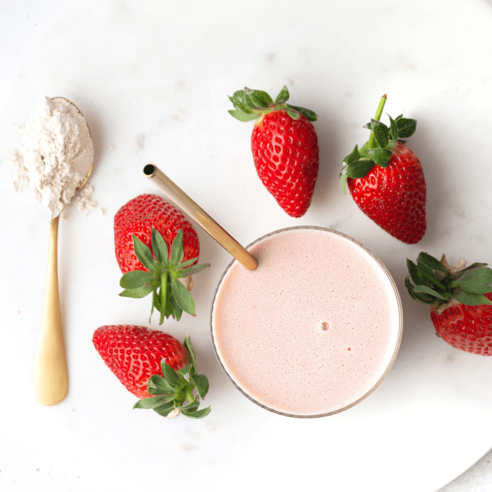 strawberries_surrounding_Vegan_wondershake