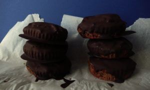 Dark Chocolate Peanut Butter Cakecups