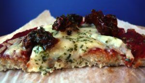 Jerusalem Artichoke Protein Pizza with Sun-Dried Tomatoes, Mushroom & Onion
