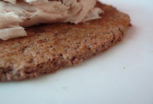 Chicken, Yogurt, Hummus, Basil & Chilli Superveg Protein Wraps