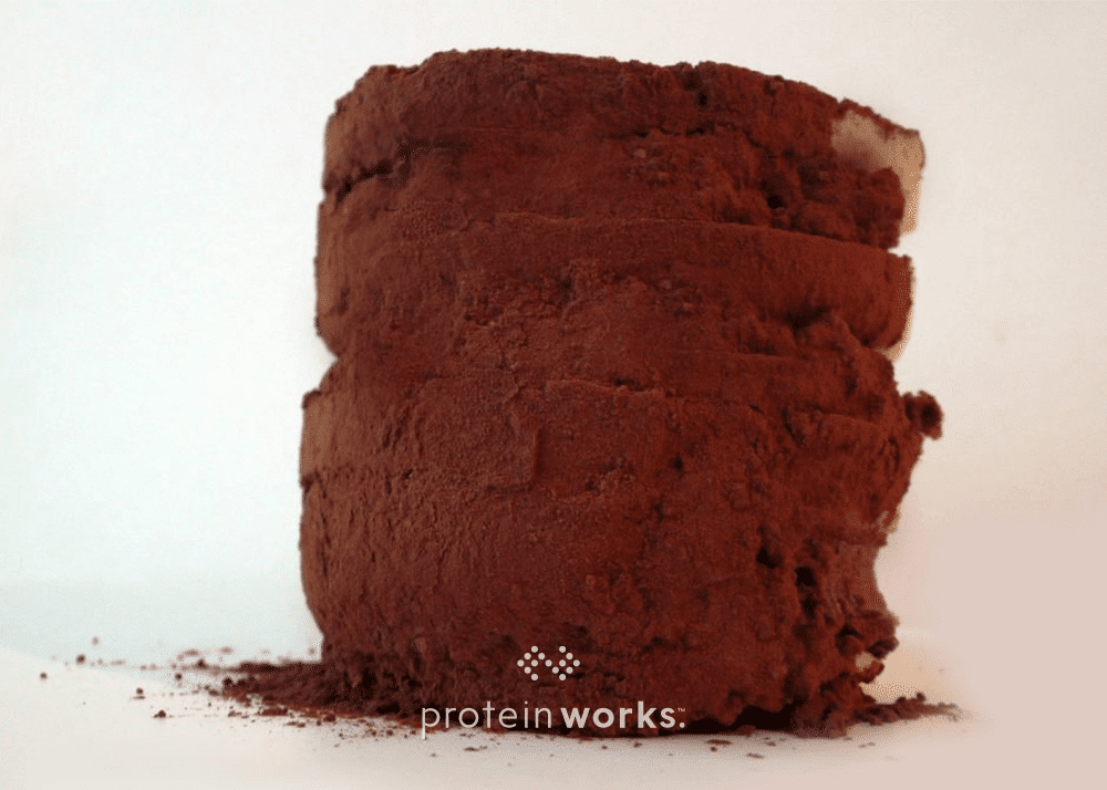 3 Ingredient Low-Carb Vanilla Protein Cake Recipe!