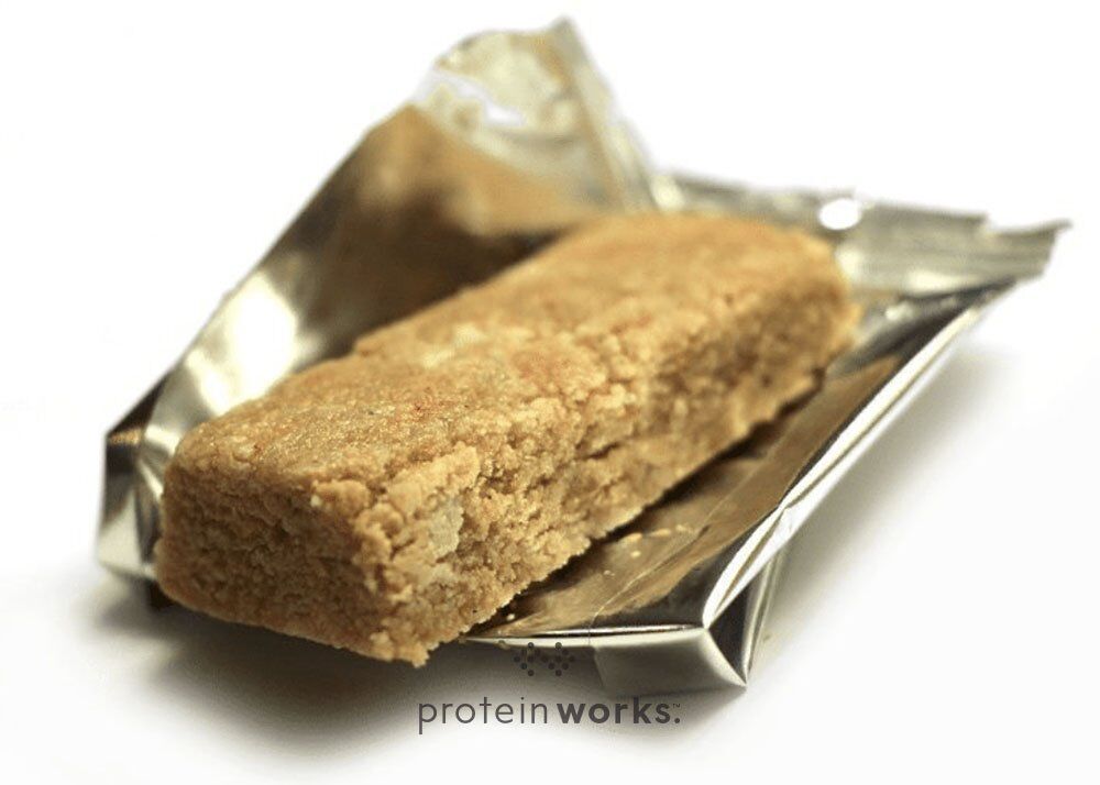 Peanut Butter & Jelly Low-Carb Protein Bars