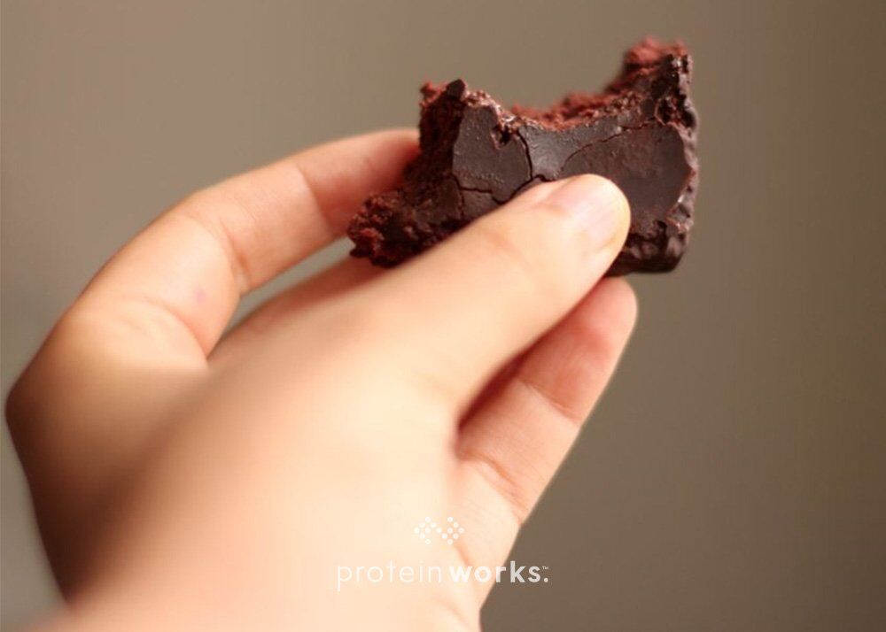 Chocolate Whey Protein Bars with... BEETROOT!?