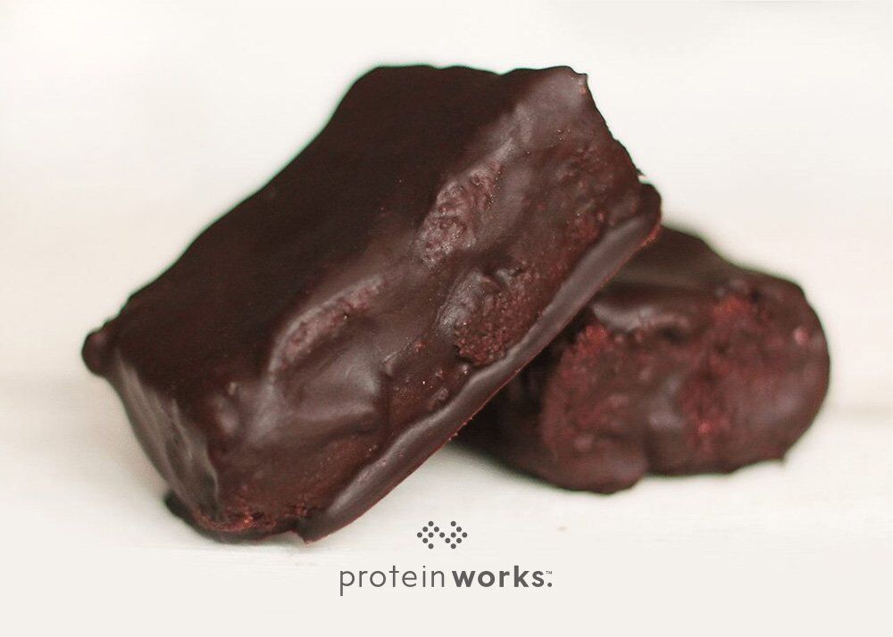 Chocolate Whey Protein Bars with... BEETROOT!?