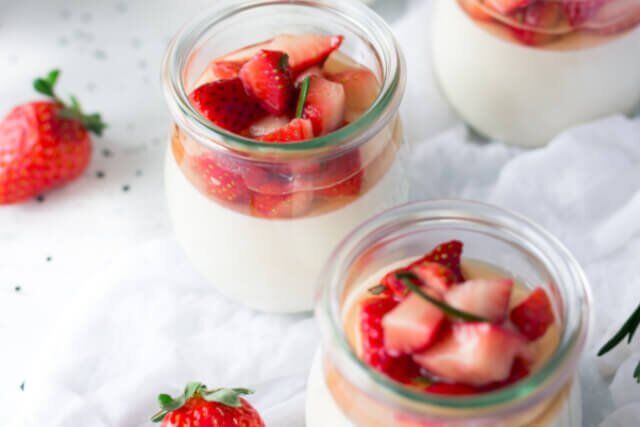 Chia and Strawberry Oats 