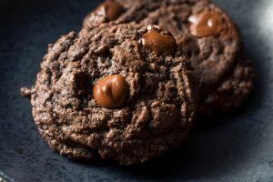 Chocolate and Peanut Butter Protein Cookies 