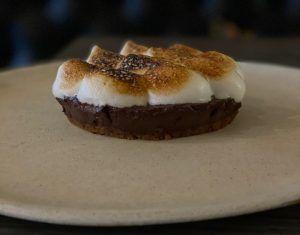 Vegan Chocolate & Meringue Pie