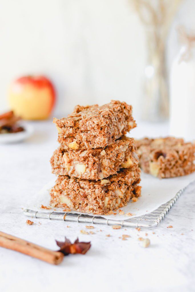 VEGAN TOFFEE APPLE FLAPJACKS