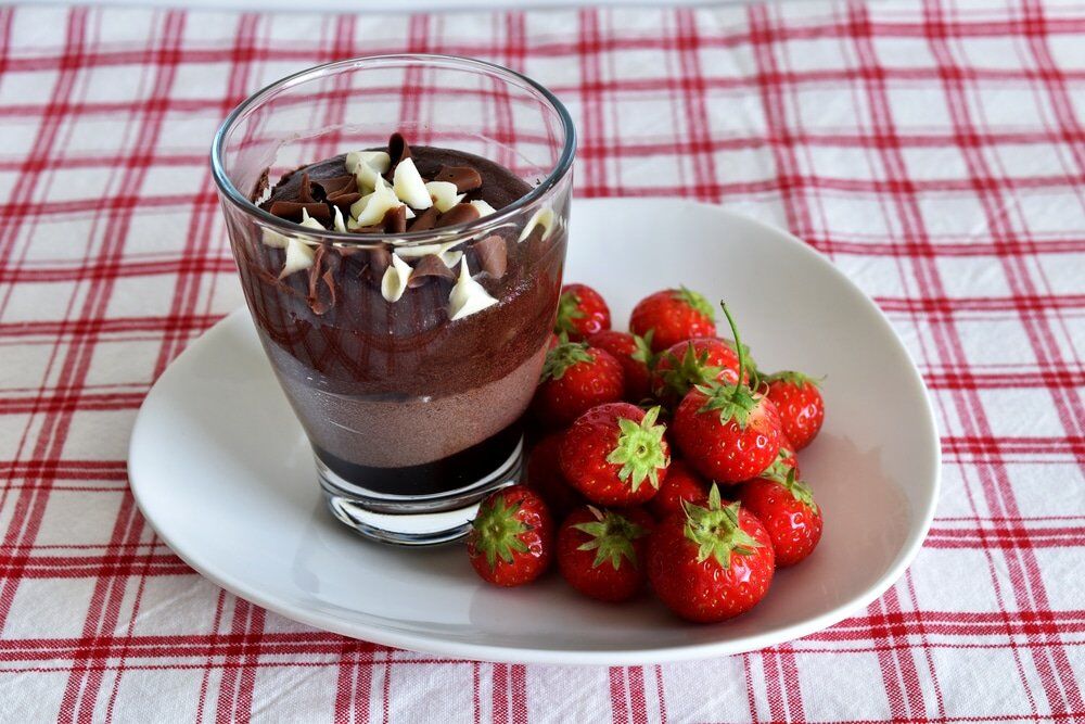 Mousse au chocolat vegan, protéinée et sans sucre